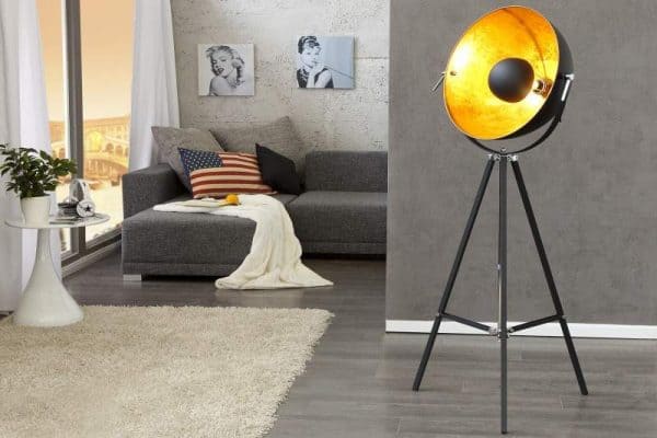 Čierno-zlatá stojanová lampa Big Studio 160 cm »