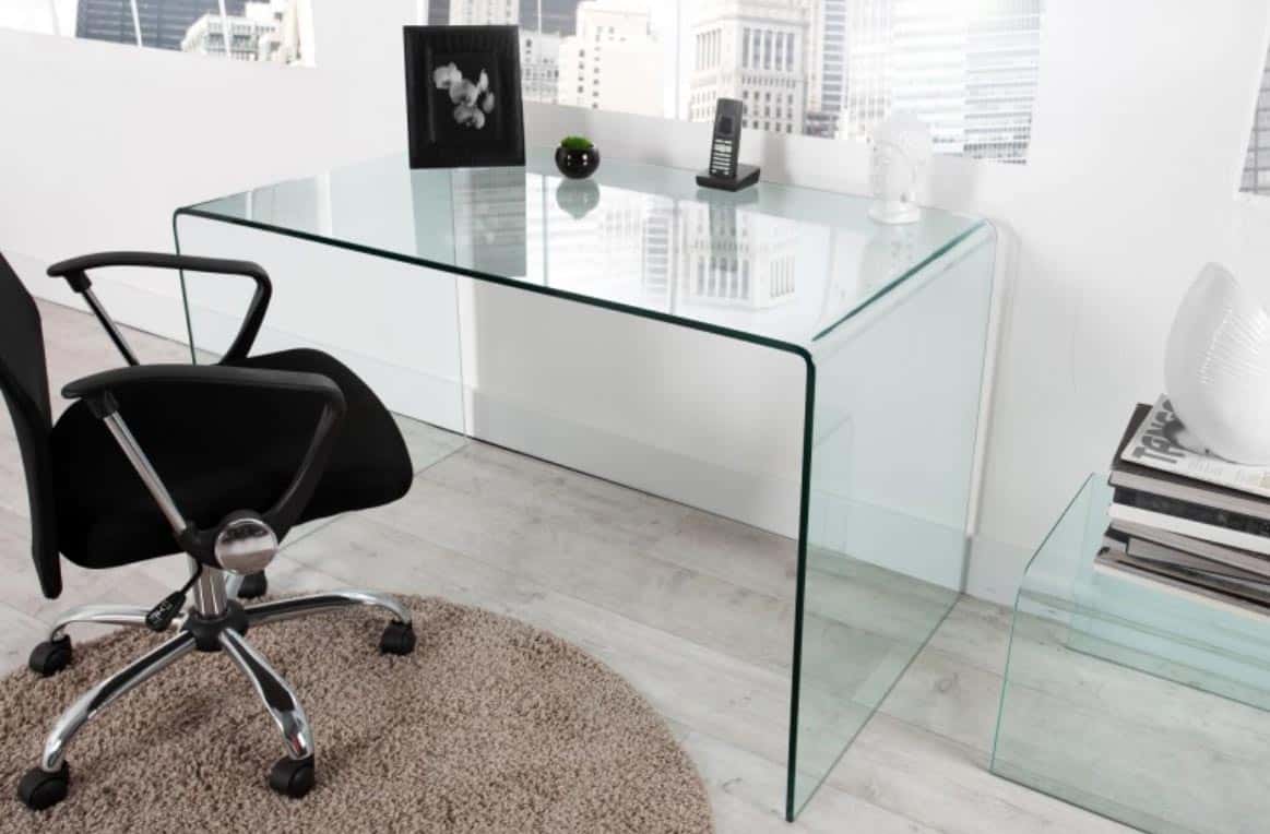 Stabilný písací stôl je presne to, čo potrebuje každá kancelária. Zdroj: iKuchyne.sk