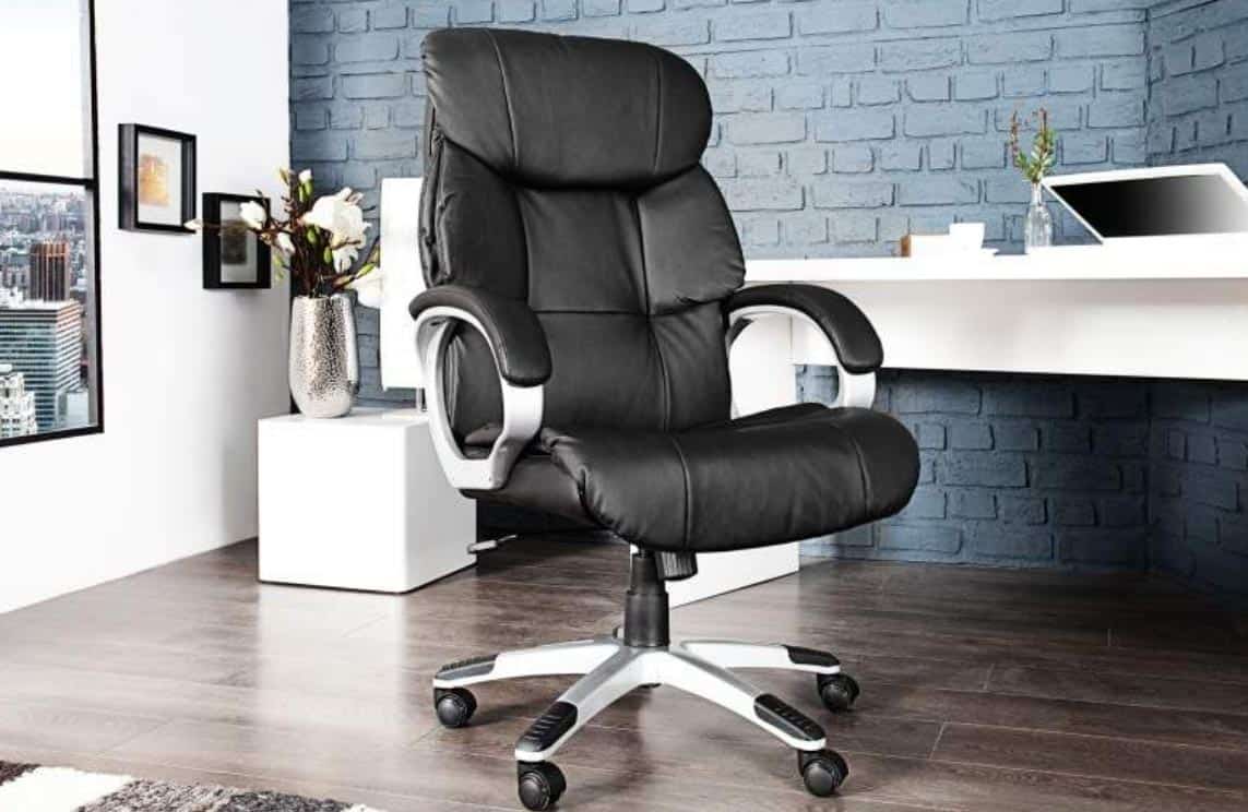 Typ kancelárskej stoličky, ktorá vám umožní oddýchnuť si popri práci. Zdroj: iKuchyne.sk