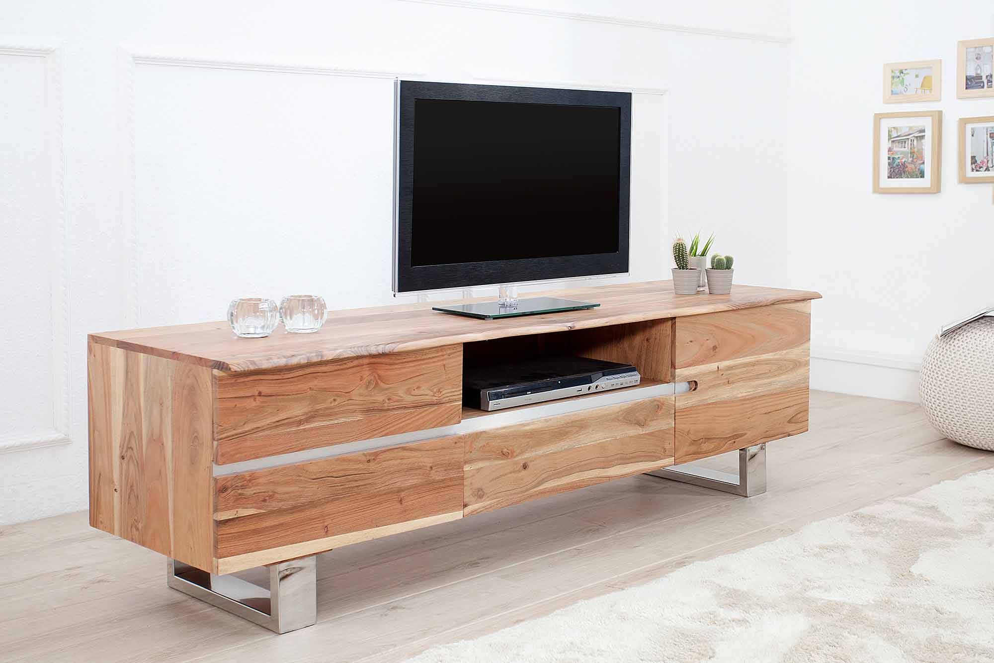 TV stolík, ktorý oživí vašu obývačku. Zdroj: iKuchyne.sk