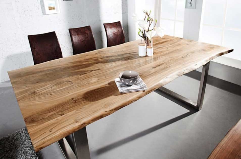 Nový jedálenský stôl a stoličky privíta vaša kuchyňa s otvorenou náručou. Zdroj: iKuchyne.sk
